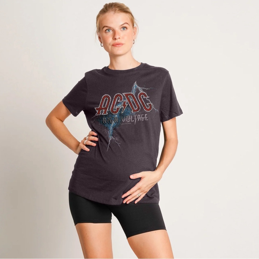 NWT✨ Maternity AC/DC Graphic T-Shirt